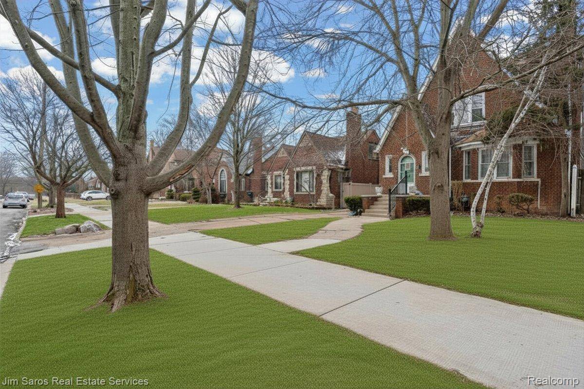 4377 Kensington AVE, Detroit, MI 48224