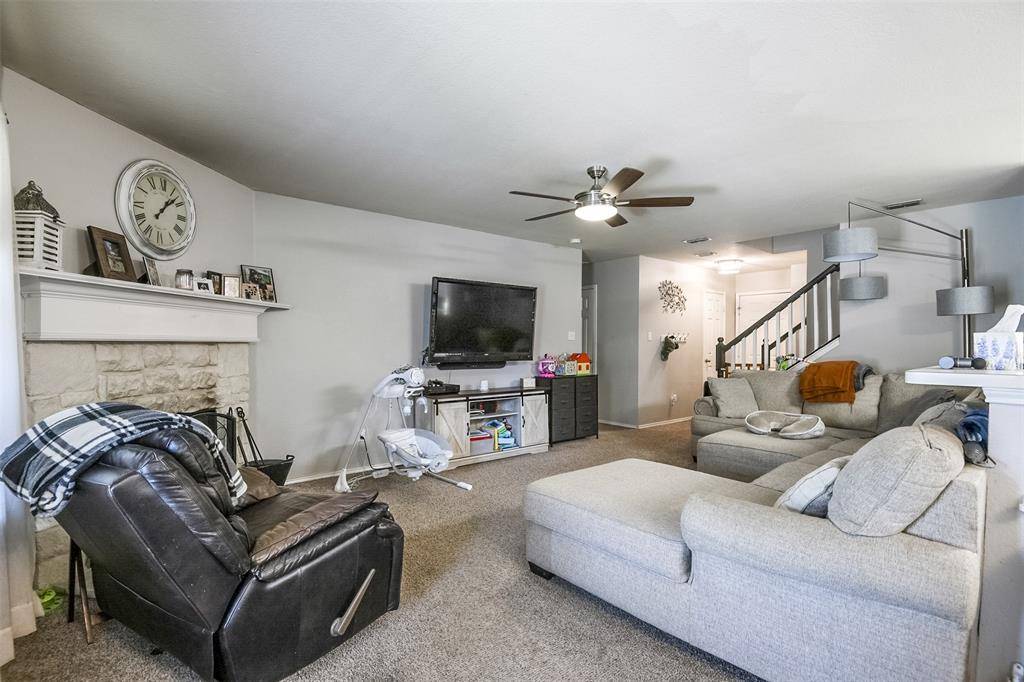 1575 Sandhurst Drive, Waxahachie, TX 75165