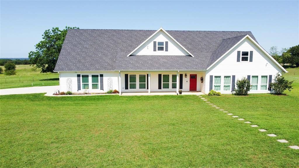 121 County Road 2571, Alvord, TX 76225