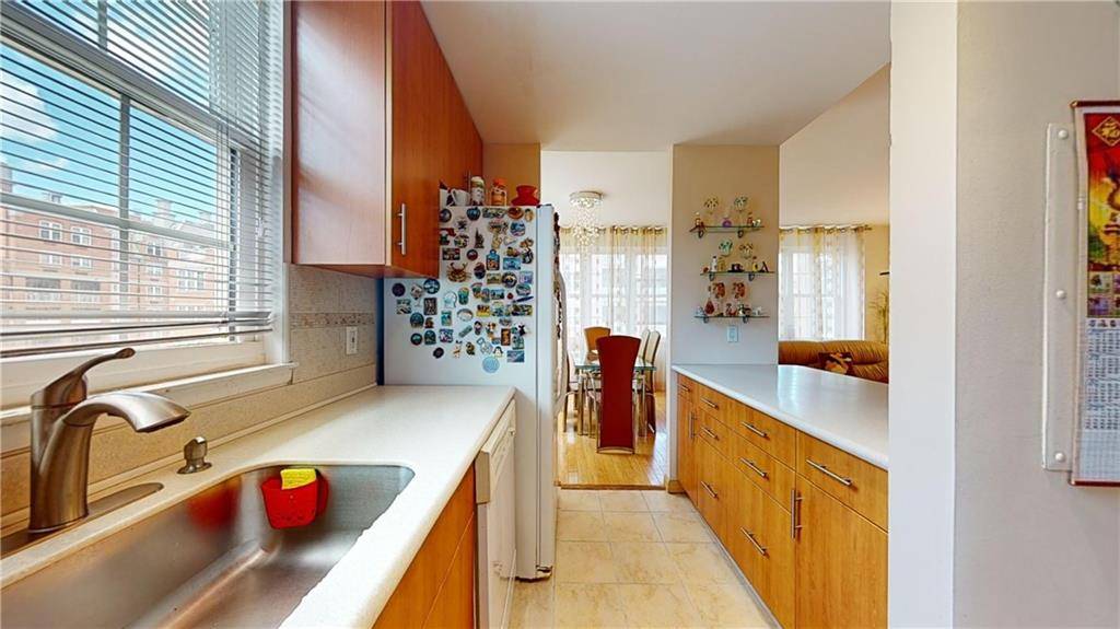 155 Oceana DR #4C, Brooklyn, NY 11235