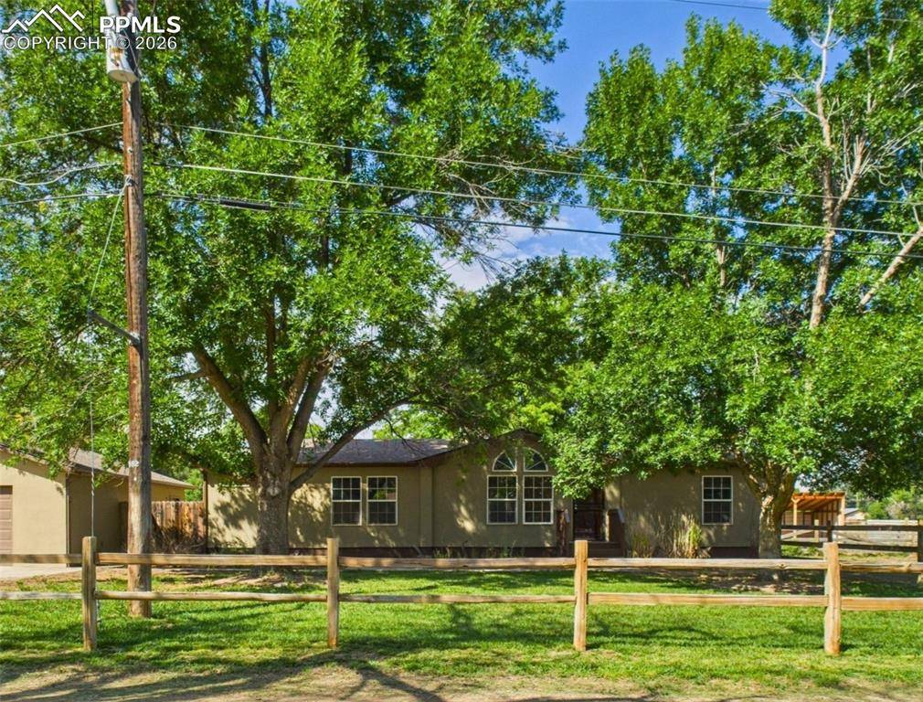 1131 24 1/2 LN, Pueblo, CO 81006