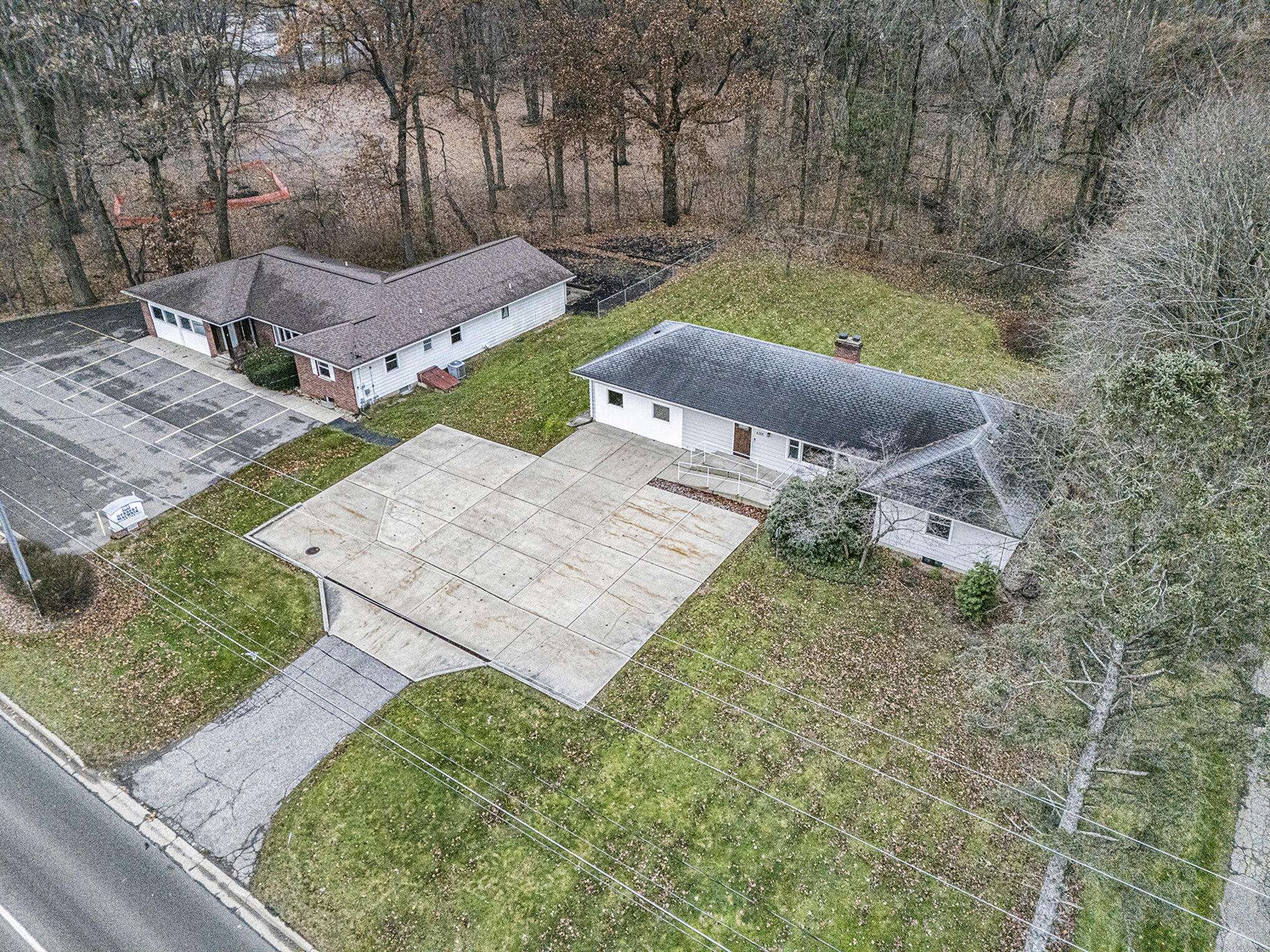 6281 Stadium DR, Oshtemo Twp, MI 49009