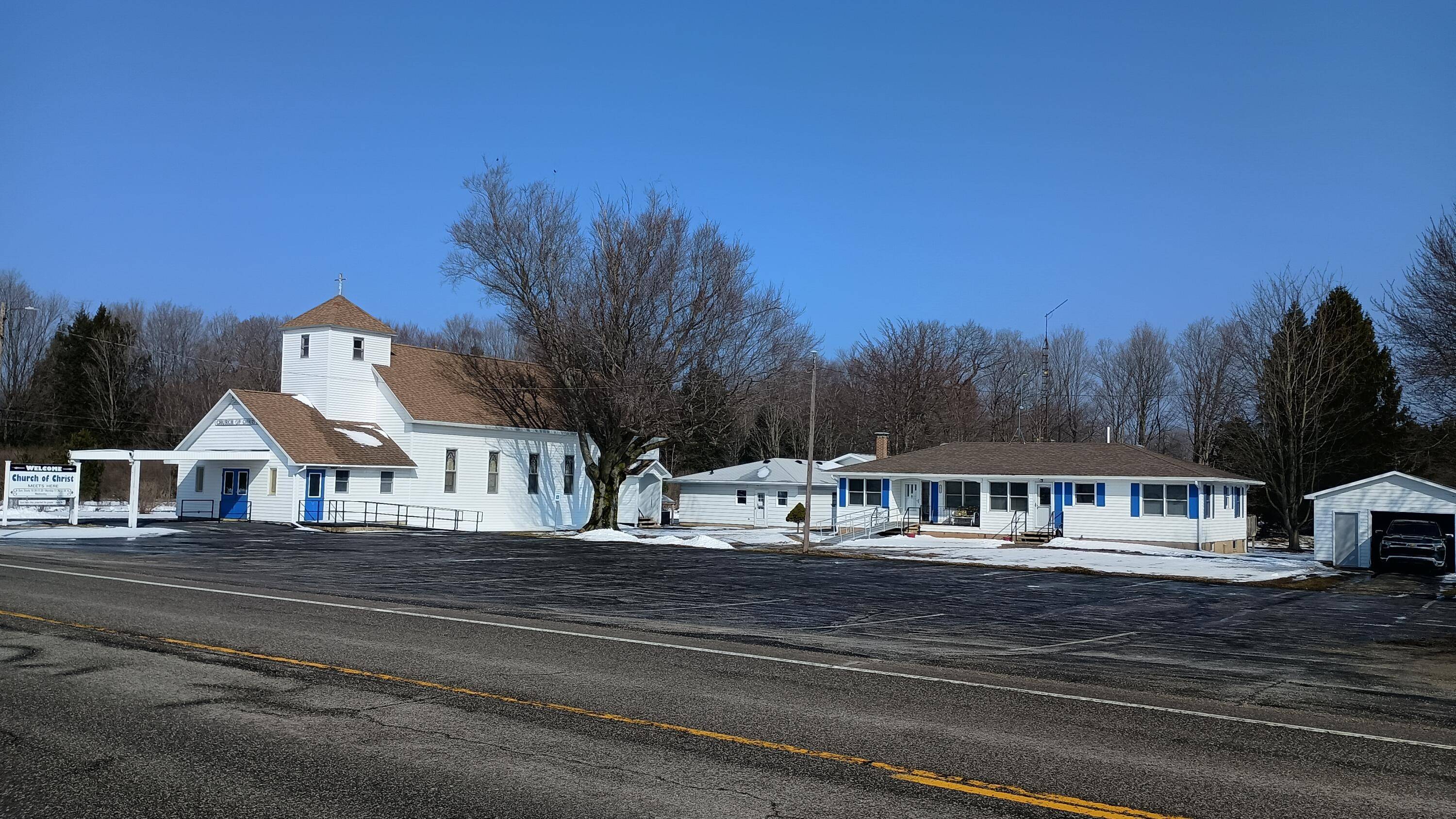 3816 W Fountain RD, Victory Twp, MI 49431