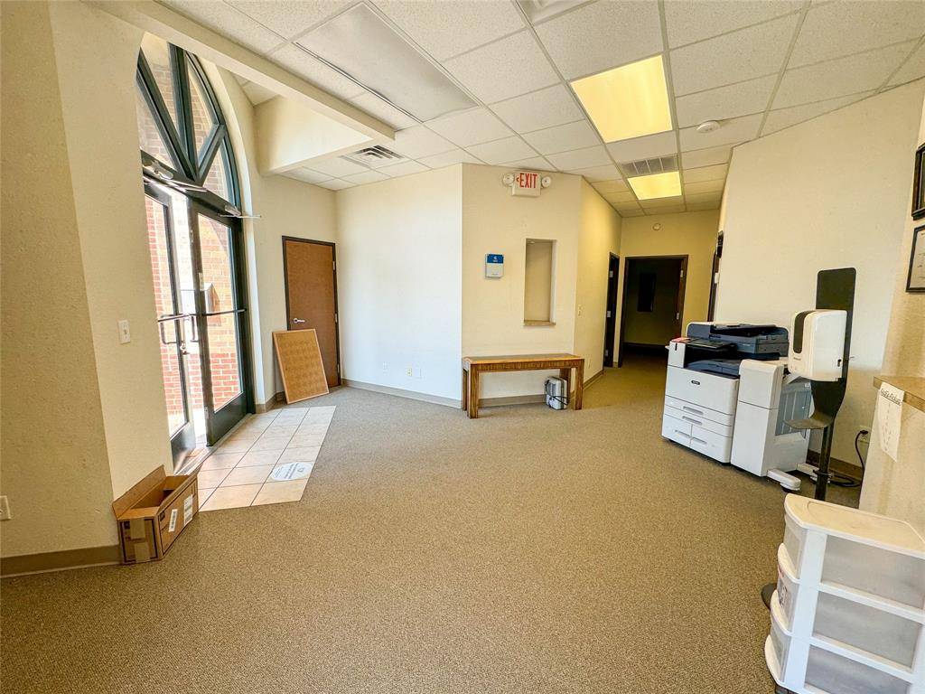 1300 Halsell Street #101, Bridgeport, TX 76426