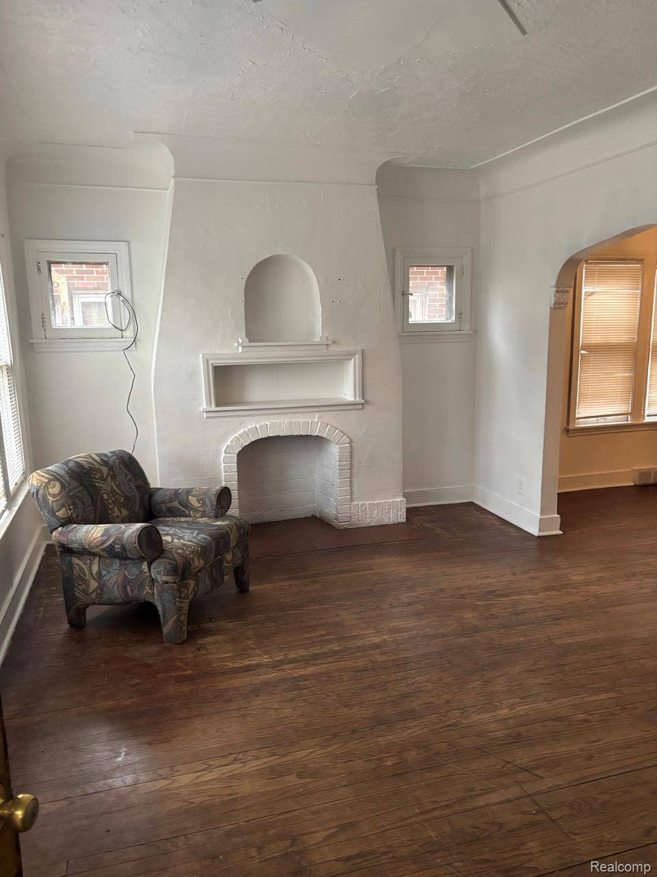 6058 Harrell ST, Detroit, MI 48213