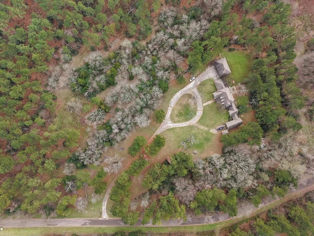 6951 E County Road 315, Buffalo, TX 75831