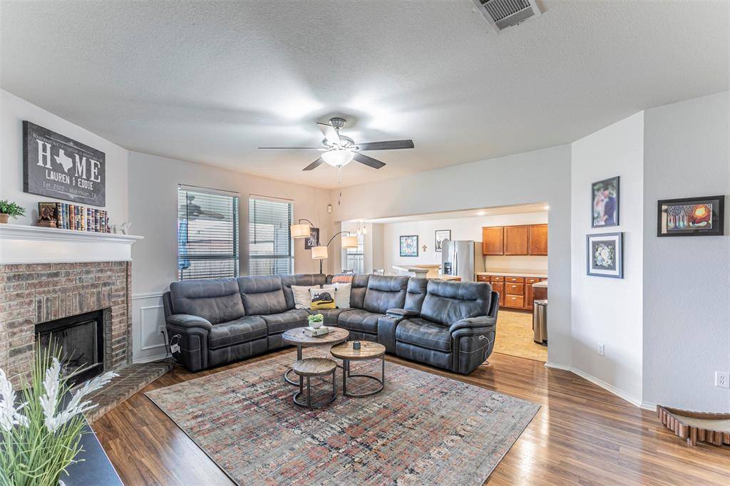 3433 Charing Cross Road, Midlothian, TX 76065