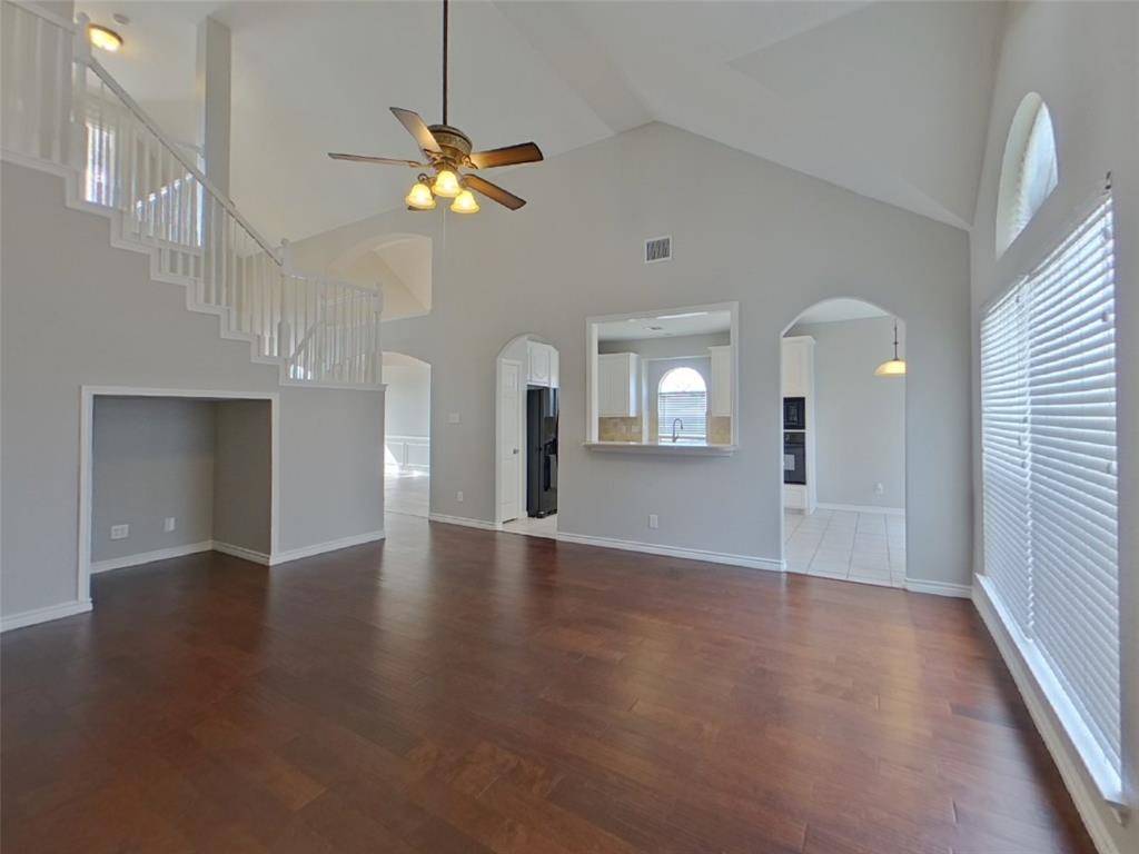 1533 Mill Creek Drive, Desoto, TX 75115