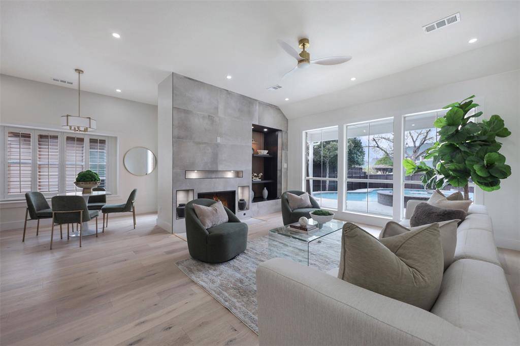 1839 Pecan Grove, Carrollton, TX 75007