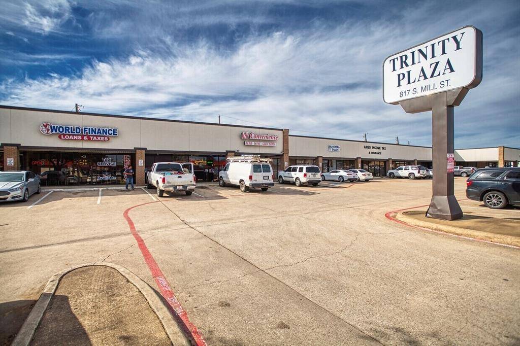 817 S Mill Street #101, Lewisville, TX 75057