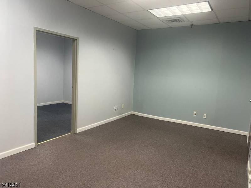 15 5Th St, Saddle Brook Twp., NJ 07663