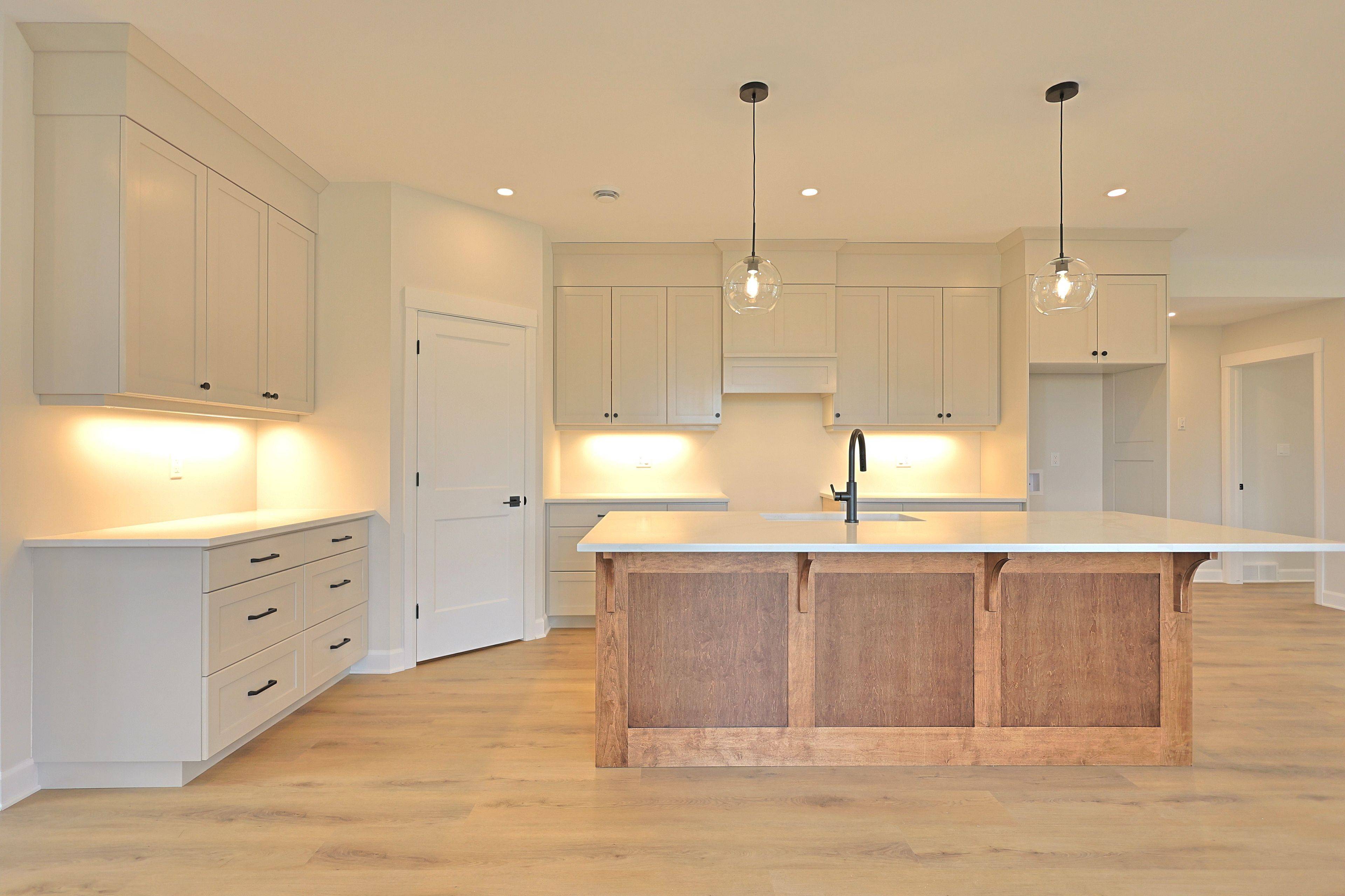 72623 Stanley ST, Bluewater, ON N0M 2T0