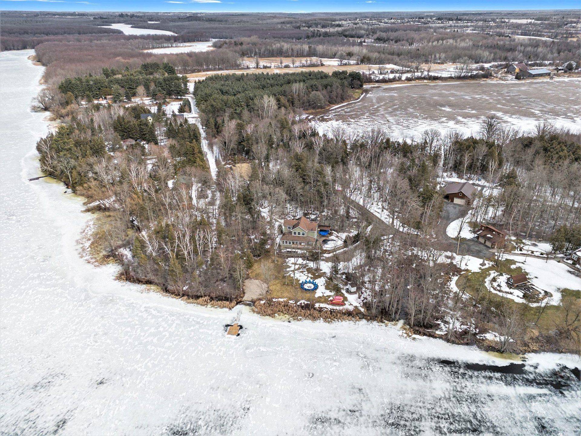 393 & 399 Gold Creek RD, Drummond/north Elmsley, ON K0G 1K0