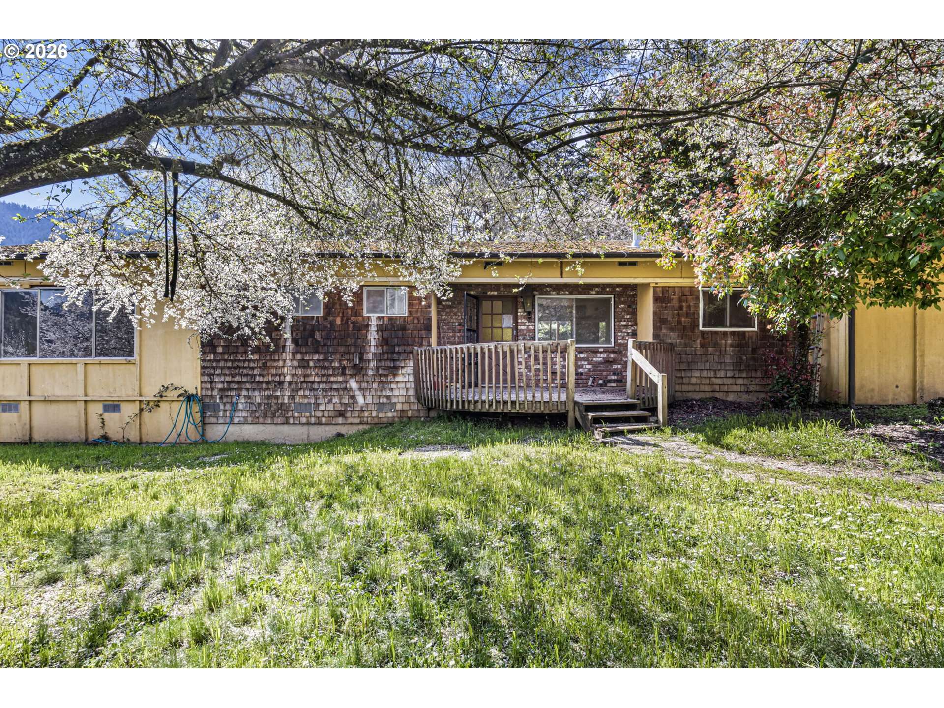 531 NW HARRISON ST, Canyonville, OR 97417