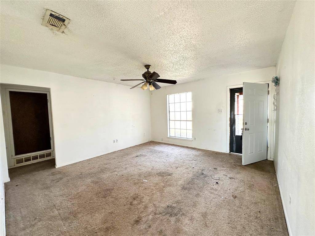 203 W Fifth Street, Kennedale, TX 76060