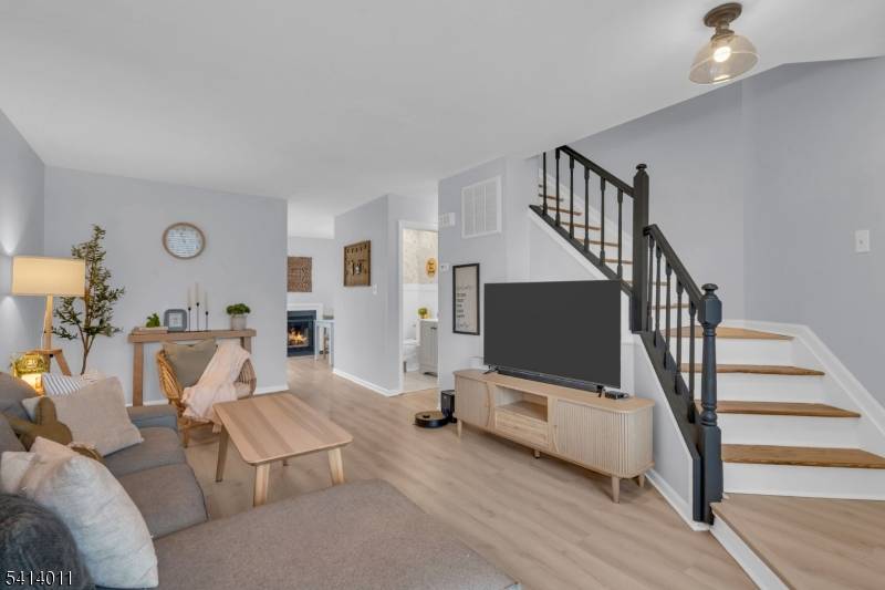 85 Wood Duck Ct, Allamuchy Twp., NJ 07840