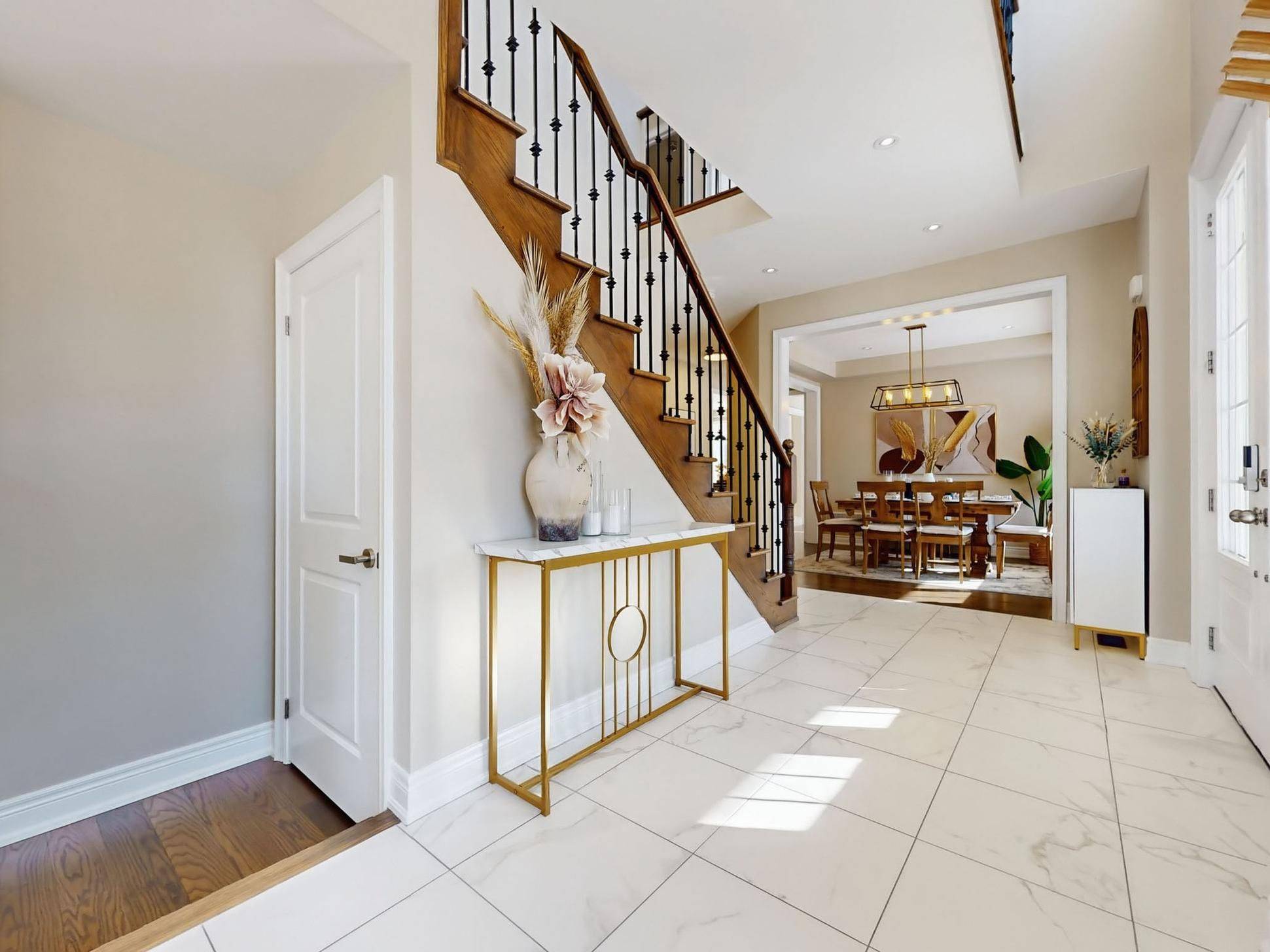 160 Mondial CRES, East Gwillimbury, ON L9N 0S1