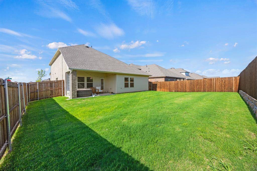 700 Cool Canyon Trail, Princeton, TX 75407