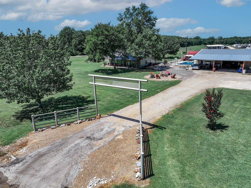 50 County Road 13200, Blossom, TX 75416