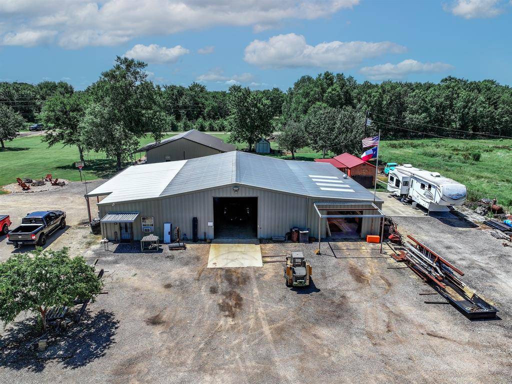 50 County Road 13200, Blossom, TX 75416