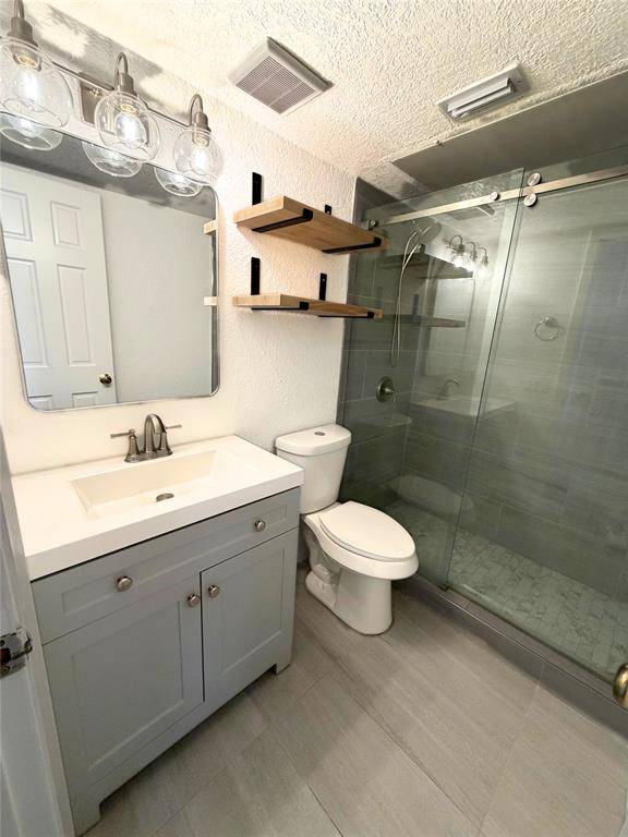 2803 Rio Branco Street #201, Farmers Branch, TX 75234