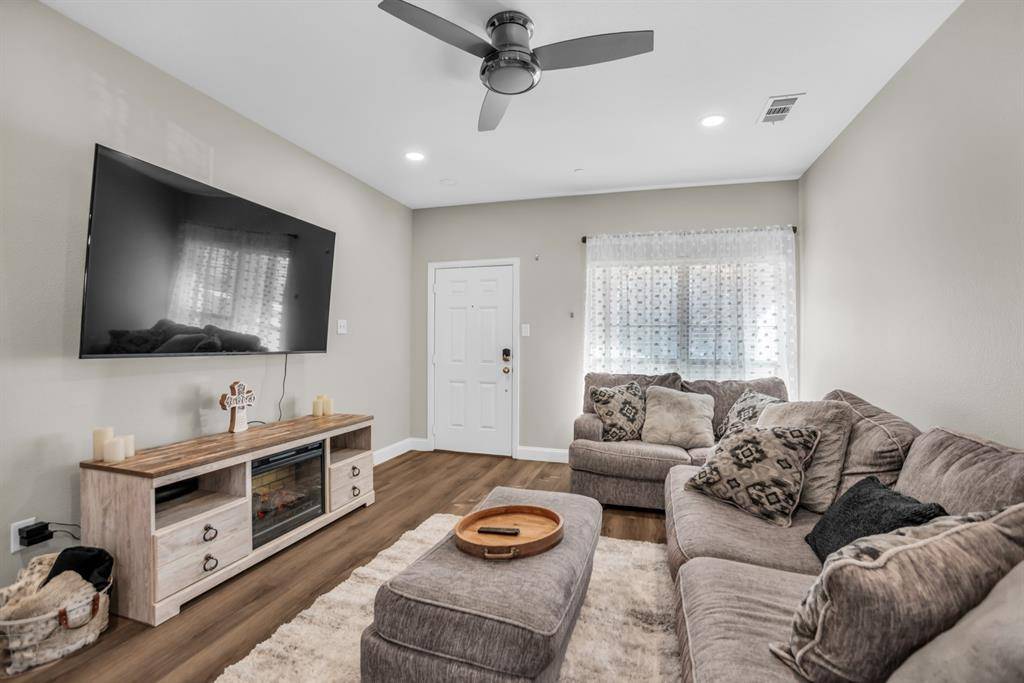 575 S Virginia Hills Drive #3705, Mckinney, TX 75072