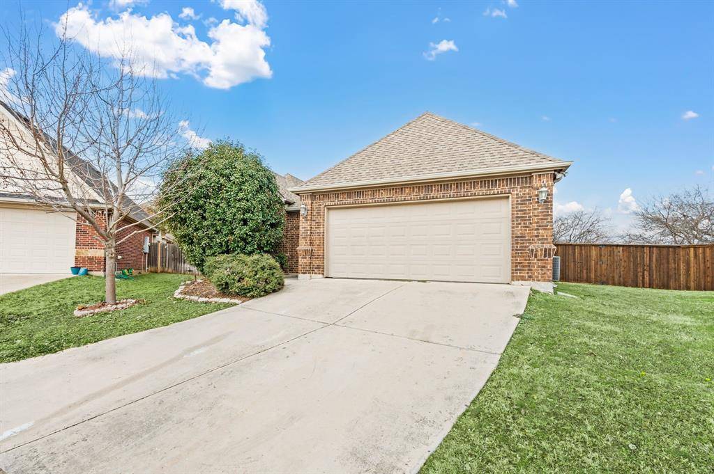 5200 Cross Plains Court, Fort Worth, TX 76126