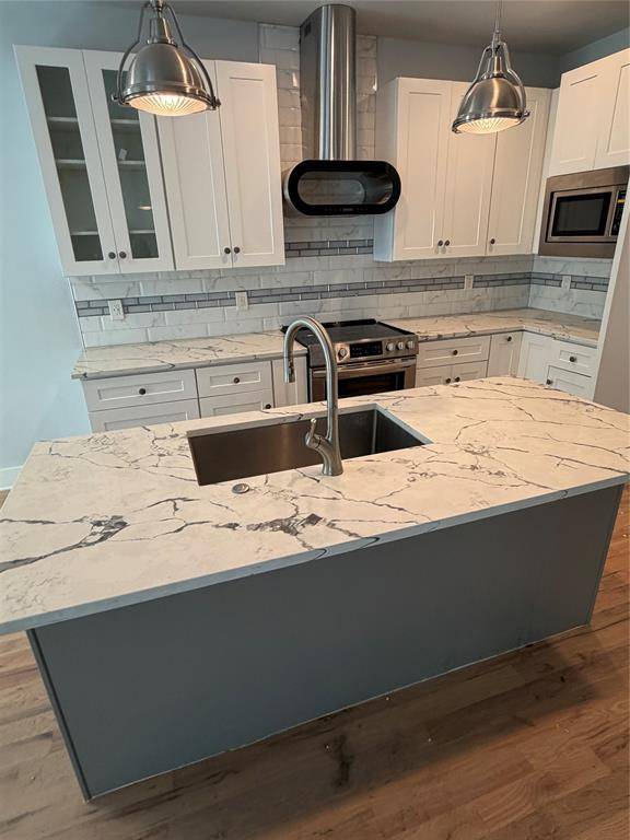 2318 Stutz Drive #C5, Dallas, TX 75235