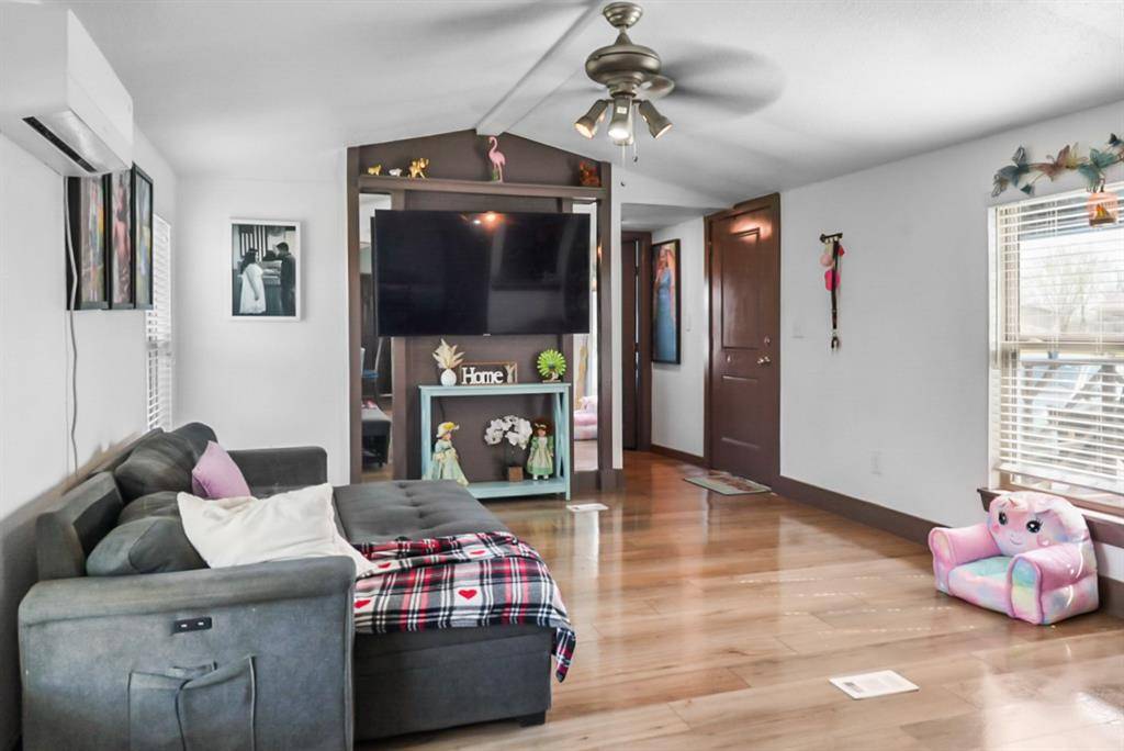 244 Smith Circle, Point, TX 75472