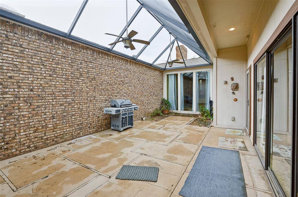 1632 Banbury Lane, Carrollton, TX 75006