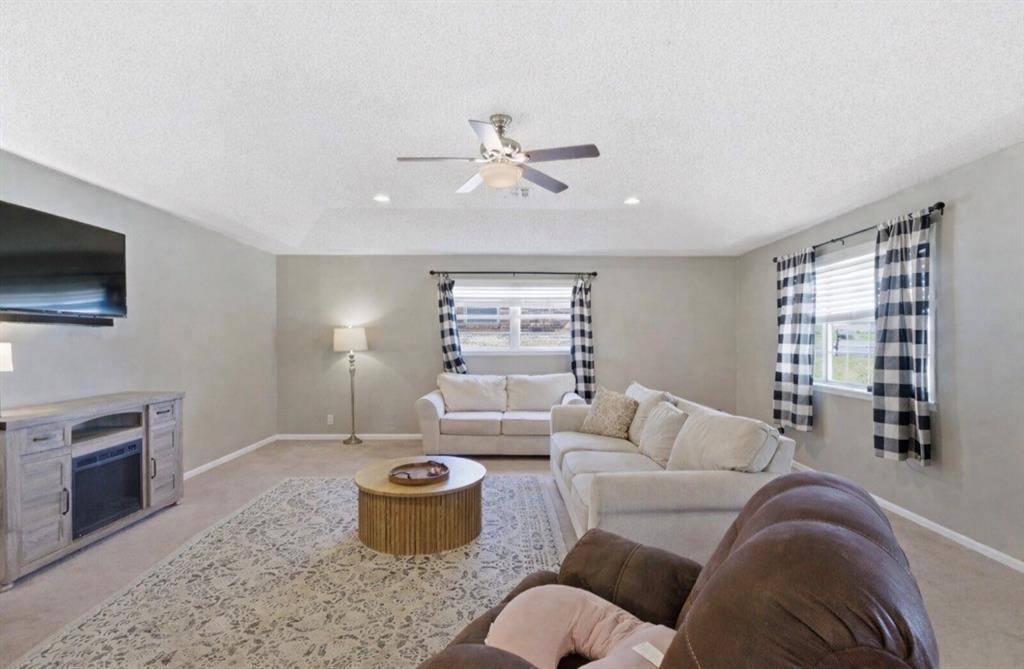 1224 N Texas Street, De Leon, TX 76444