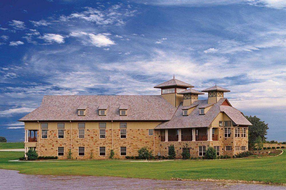 8300 Southerness Lane, Cleburne, TX 76033