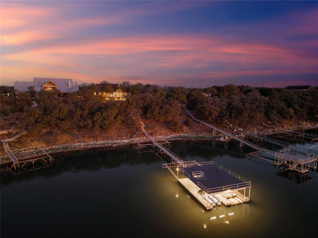 594 Oak Point Drive, May, TX 76857