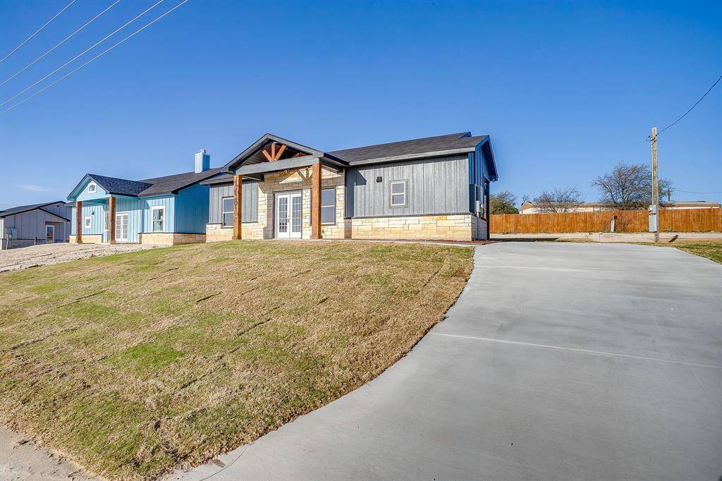 116 Overlook Trail, Azle, TX 76020