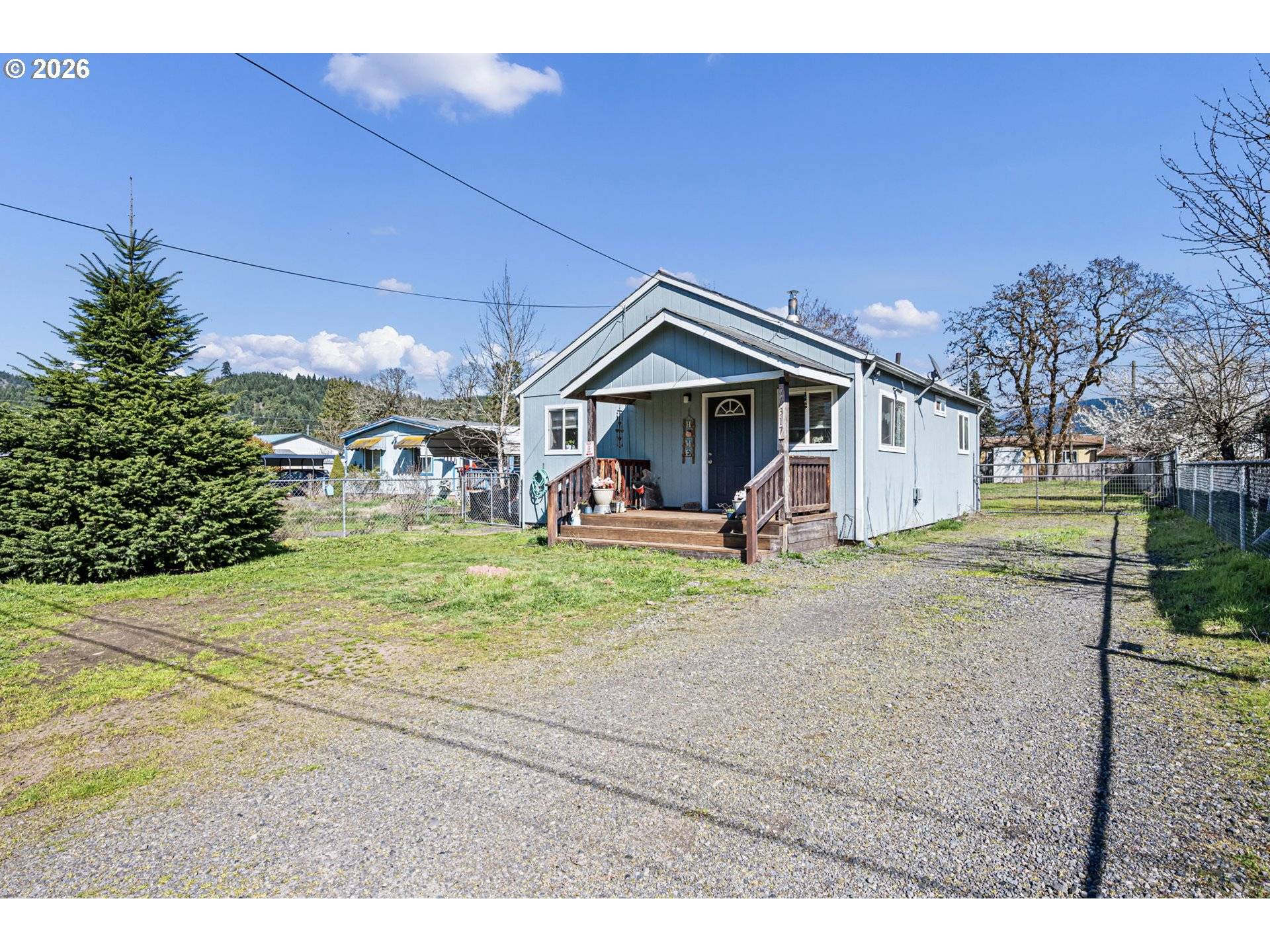 76317 KLOHN RD, Oakridge, OR 97463