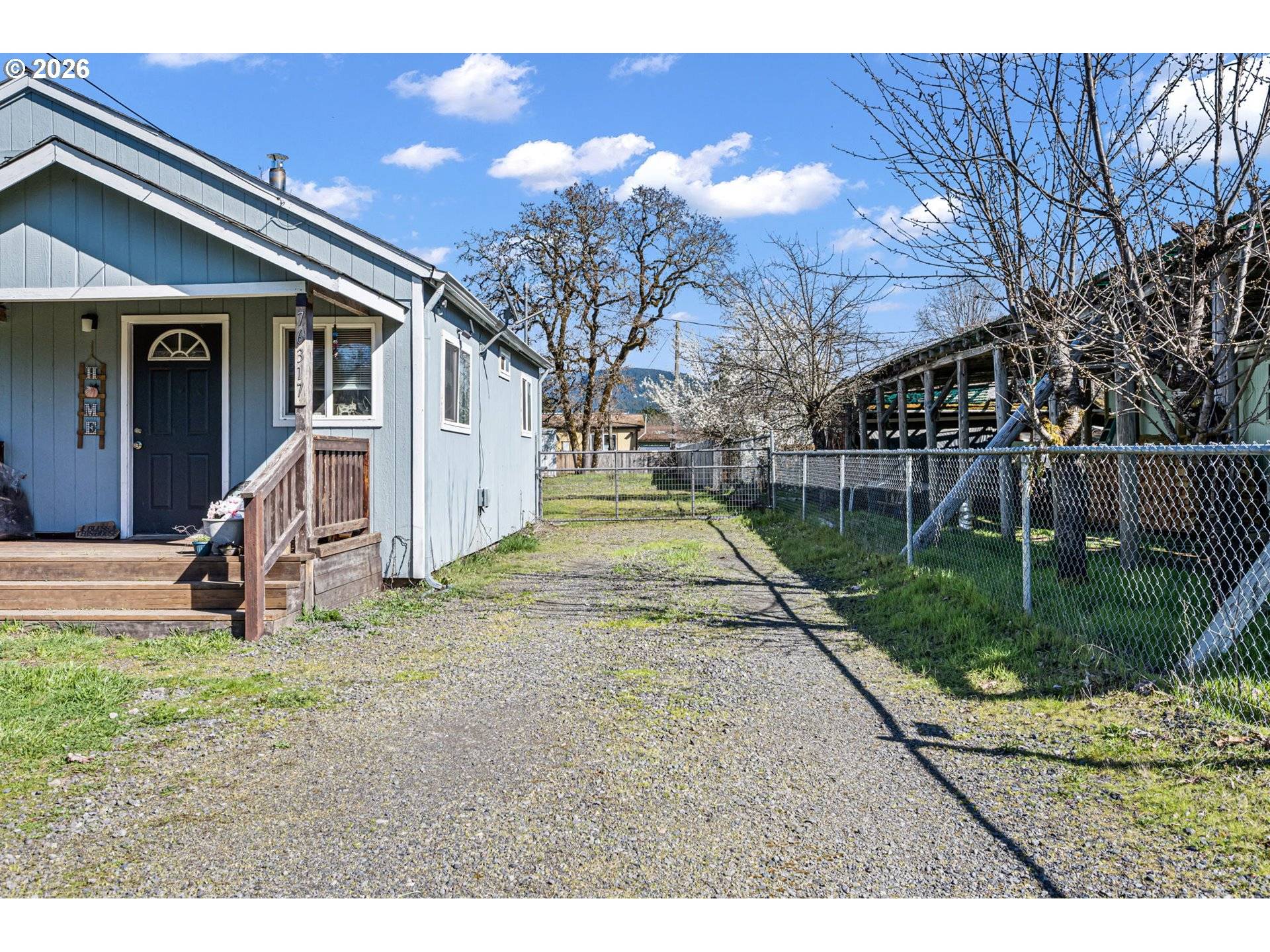 76317 KLOHN RD, Oakridge, OR 97463
