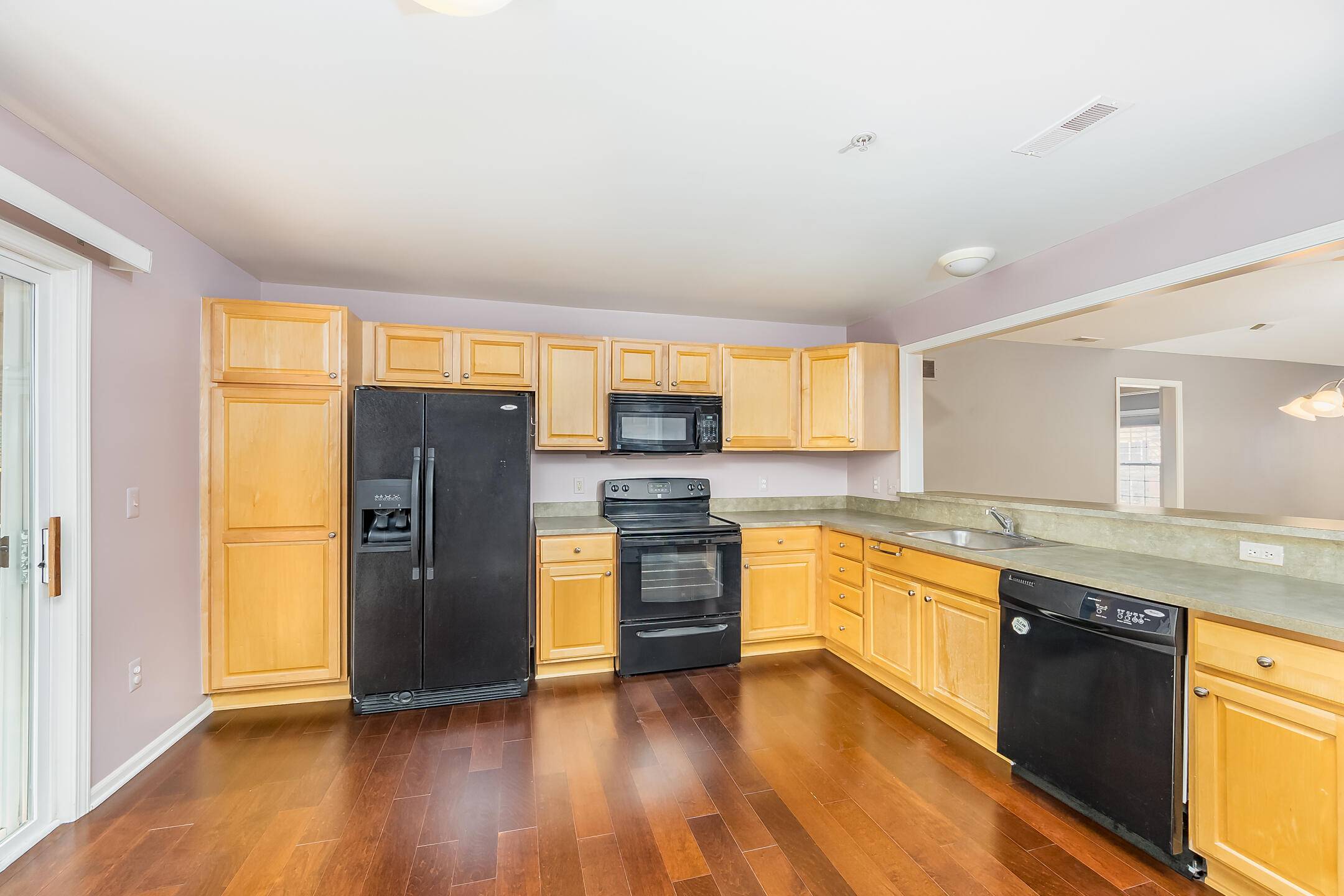 28235 Carlton Way DR, Novicity_oakland, MI 48377