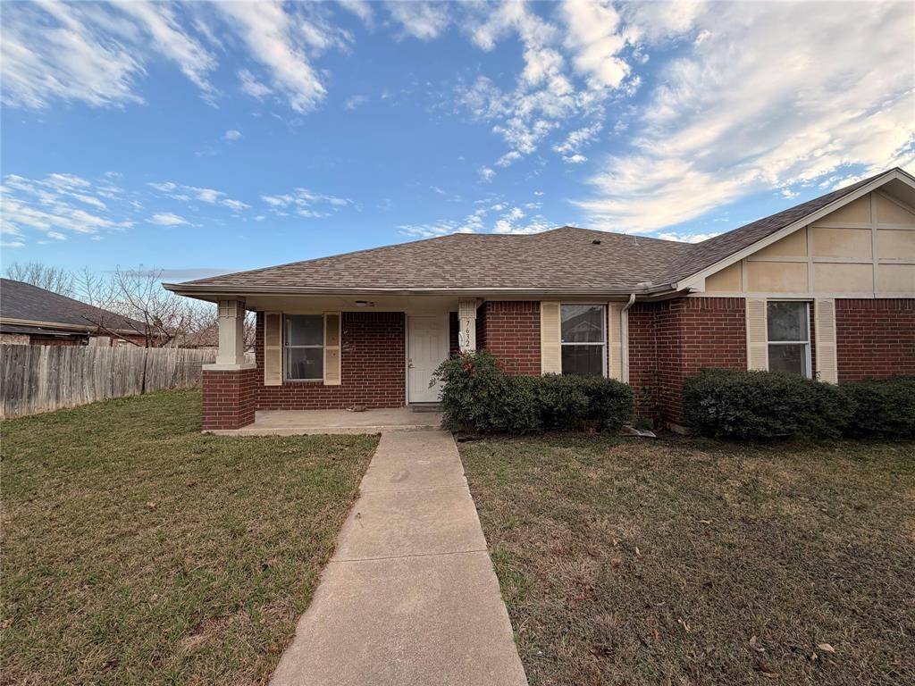 7632 Livvie Meador Lane, Dallas, TX 75227