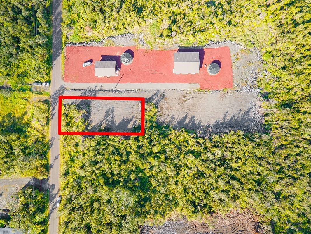 MOKUNA ST, Volcano, HI 96785
