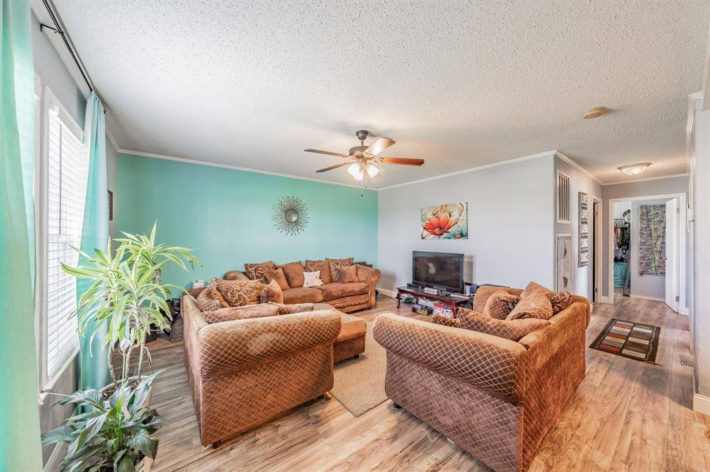 4055 Victor Boulevard, Kemp, TX 75143