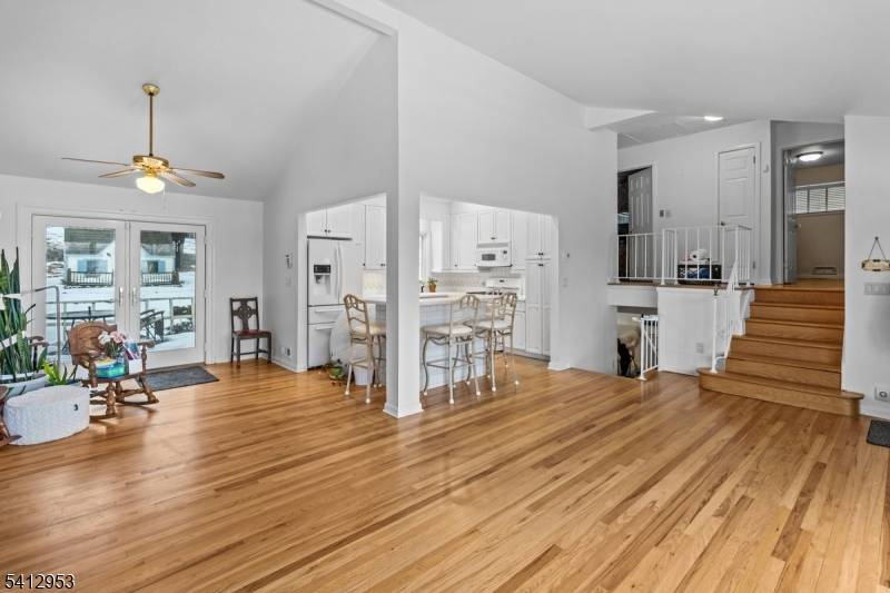 31 Ridge Ct, Cedar Grove Twp., NJ 07009