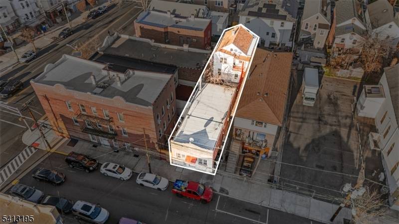 99 W 21st St, Bayonne City, NJ 07002