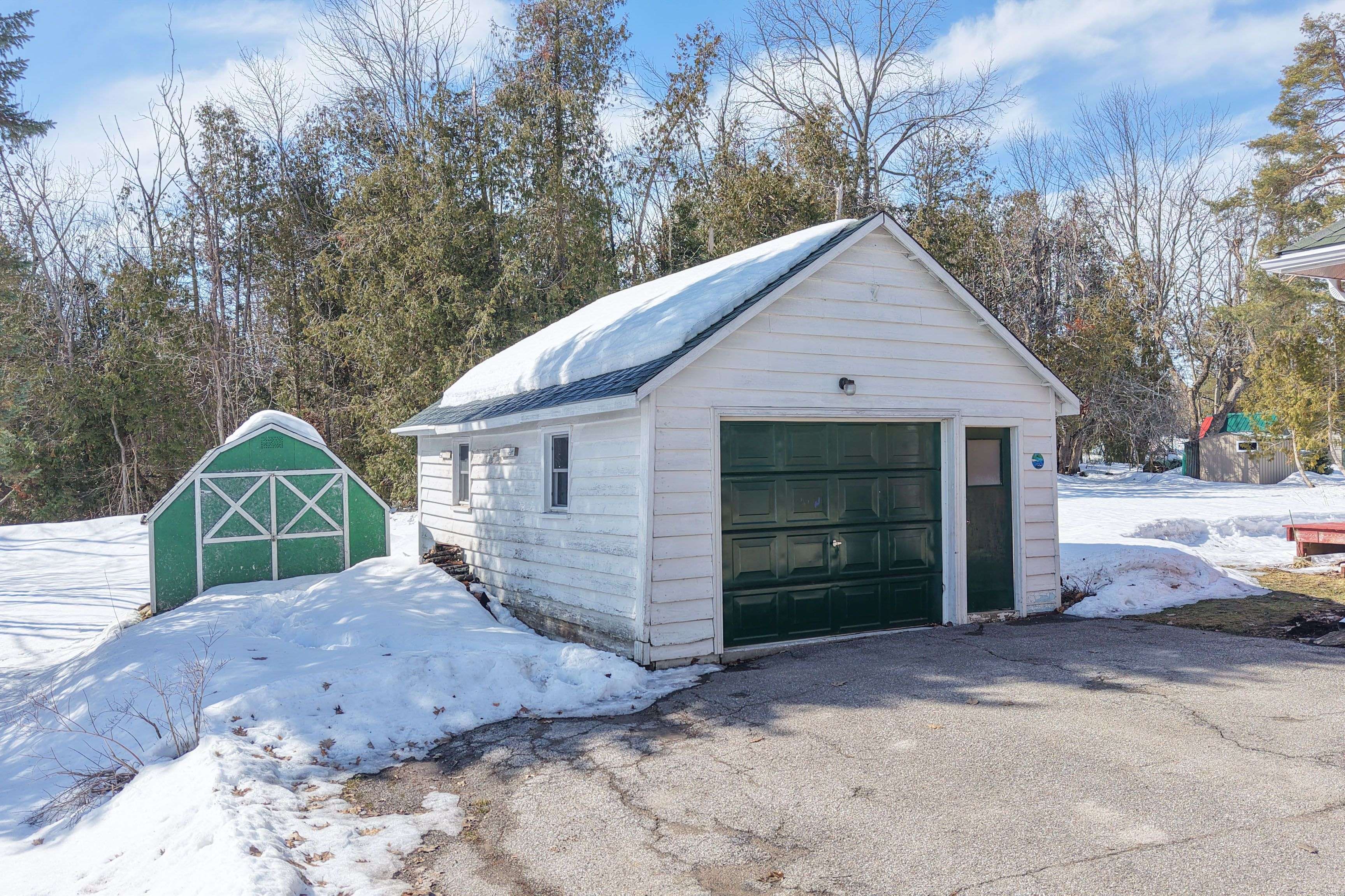 330 11 Line S, Oro-medonte, ON L0L 1T0