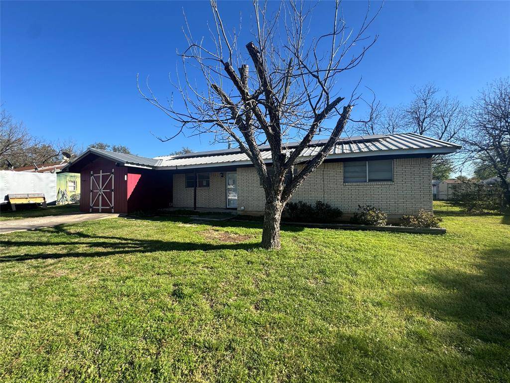 6909 Forbess Drive, Brownwood, TX 76801