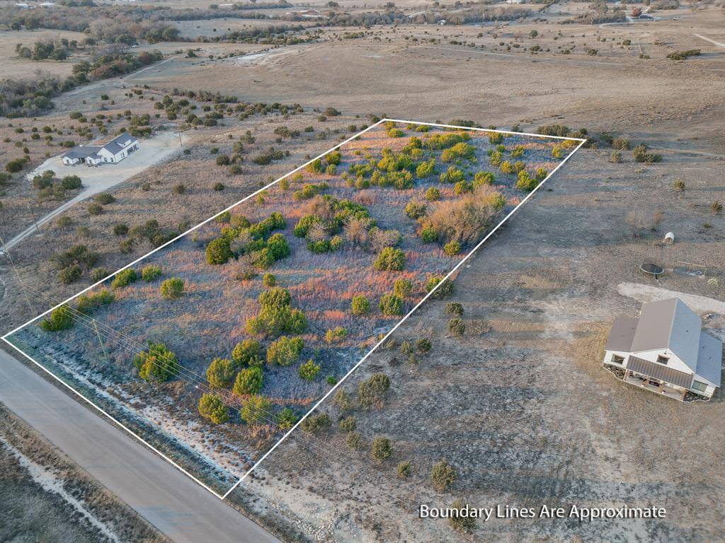 607 Hollow Drive, Lipan, TX 76048