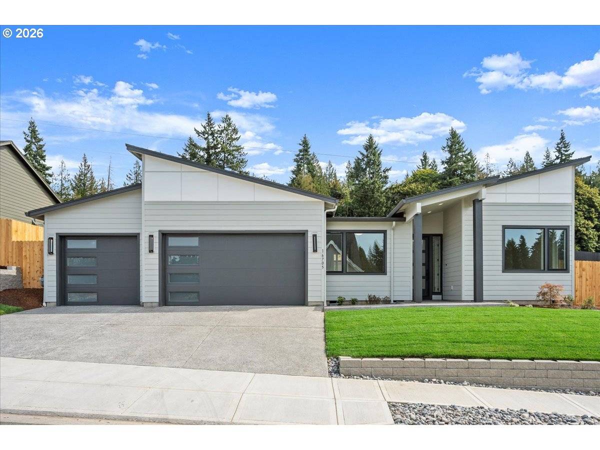 16705 NE 38TH AVE, Vancouver, WA 98686