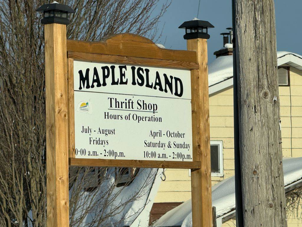 100 Maple Island RD, Whitestone, ON P0A 1G0