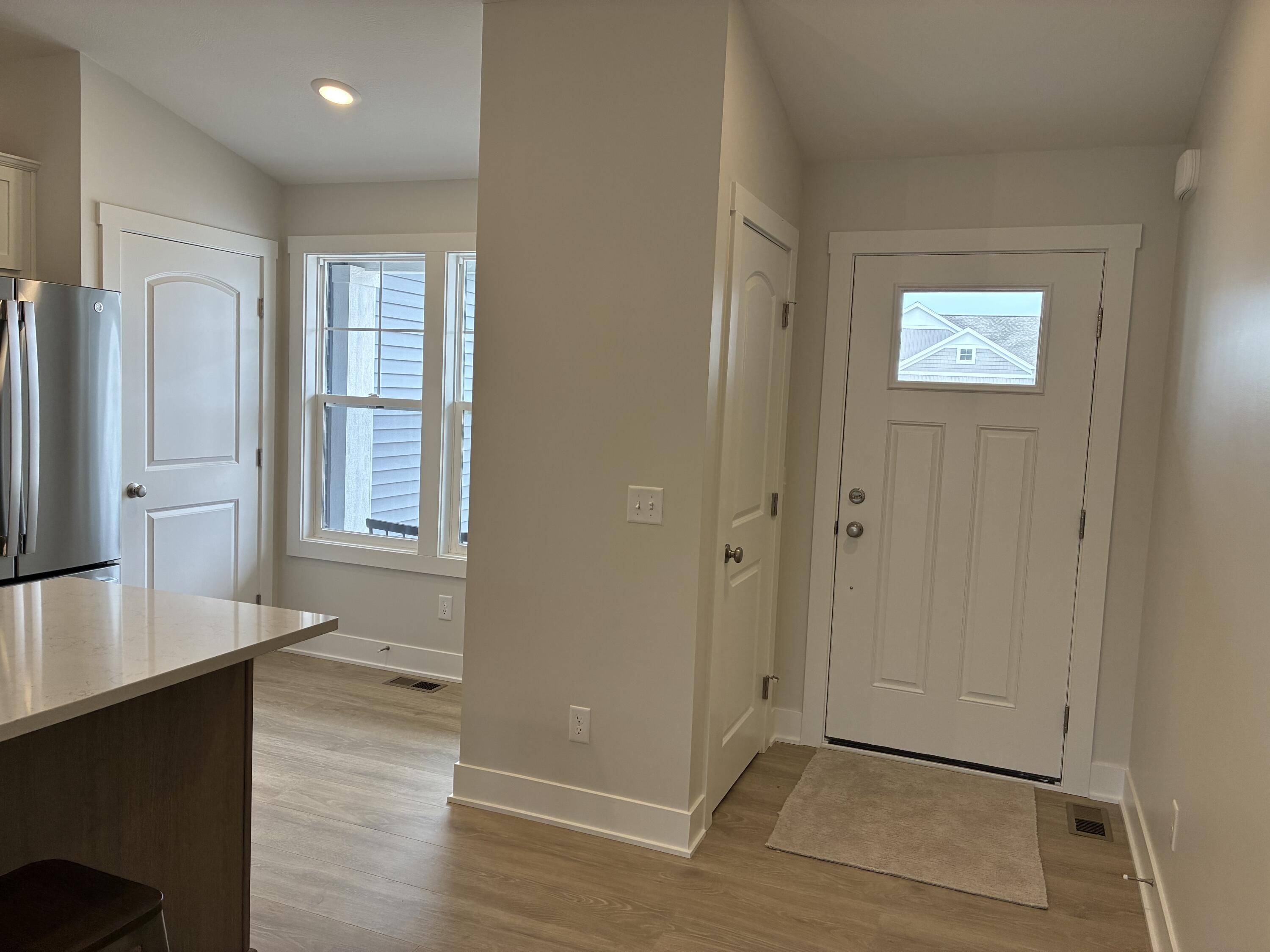 15708 Hawley DR #49, Grand Haven Twp, MI 49417