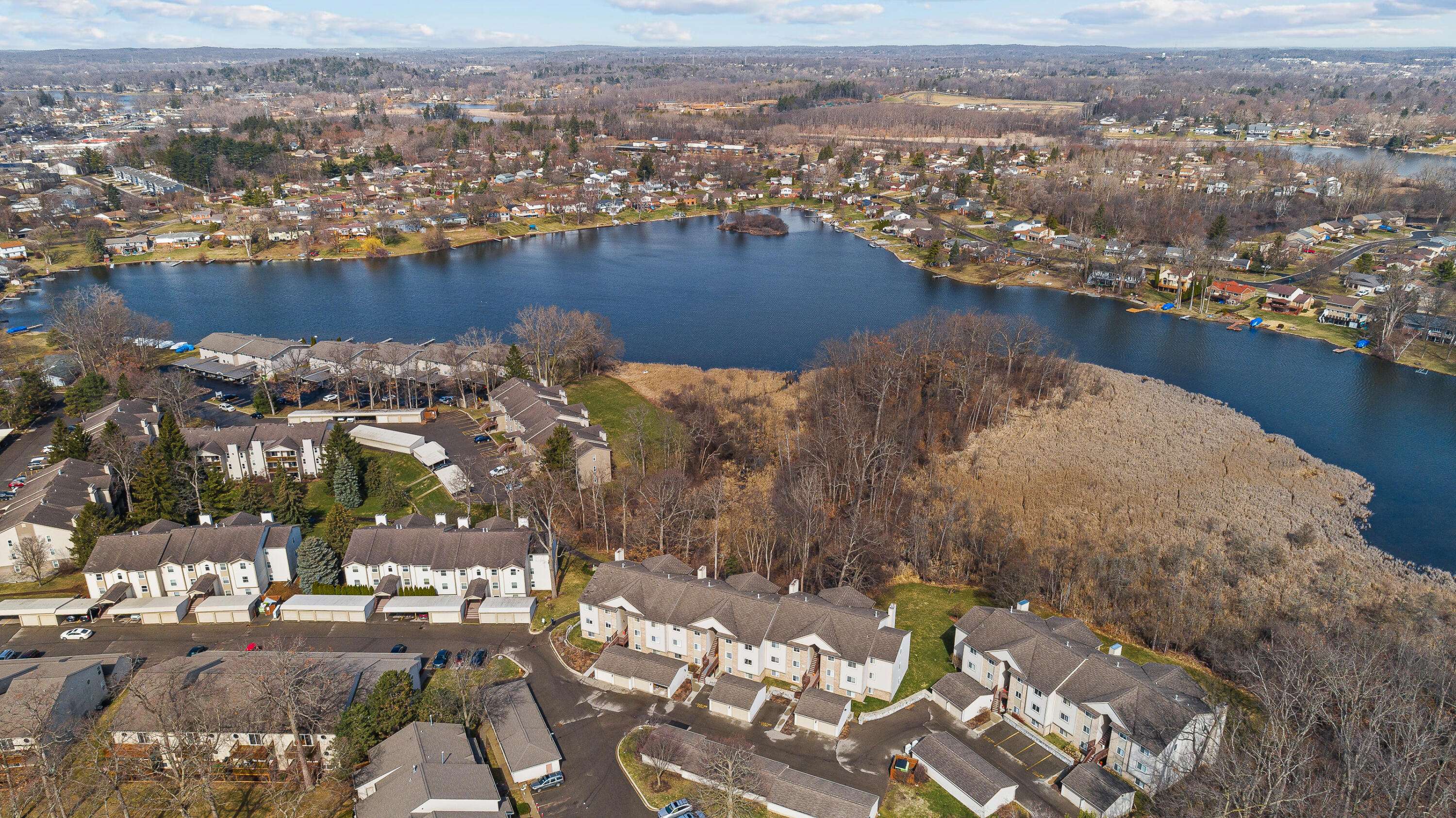 4912 Ashley LN #84, Waterford Twp, MI 48329