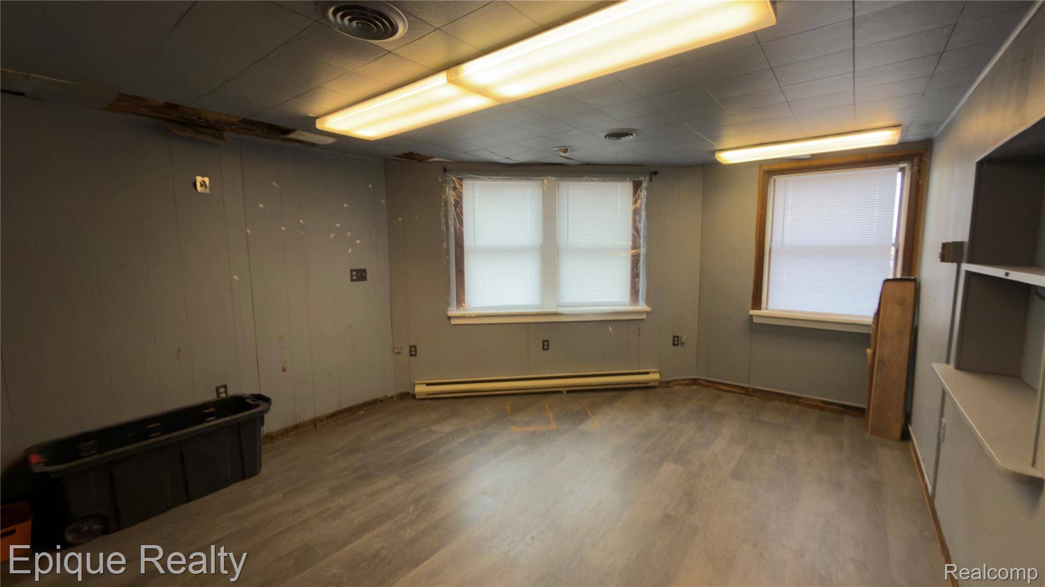 1570 Michigan AVE, Marysville, MI 48040